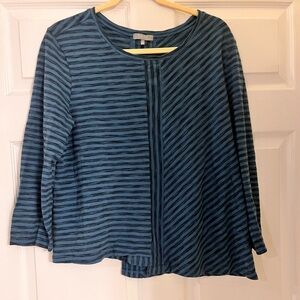 Habitat Clothes to‎ Live in Striped Hem T Aegan Asymmetrical hem women’s medium